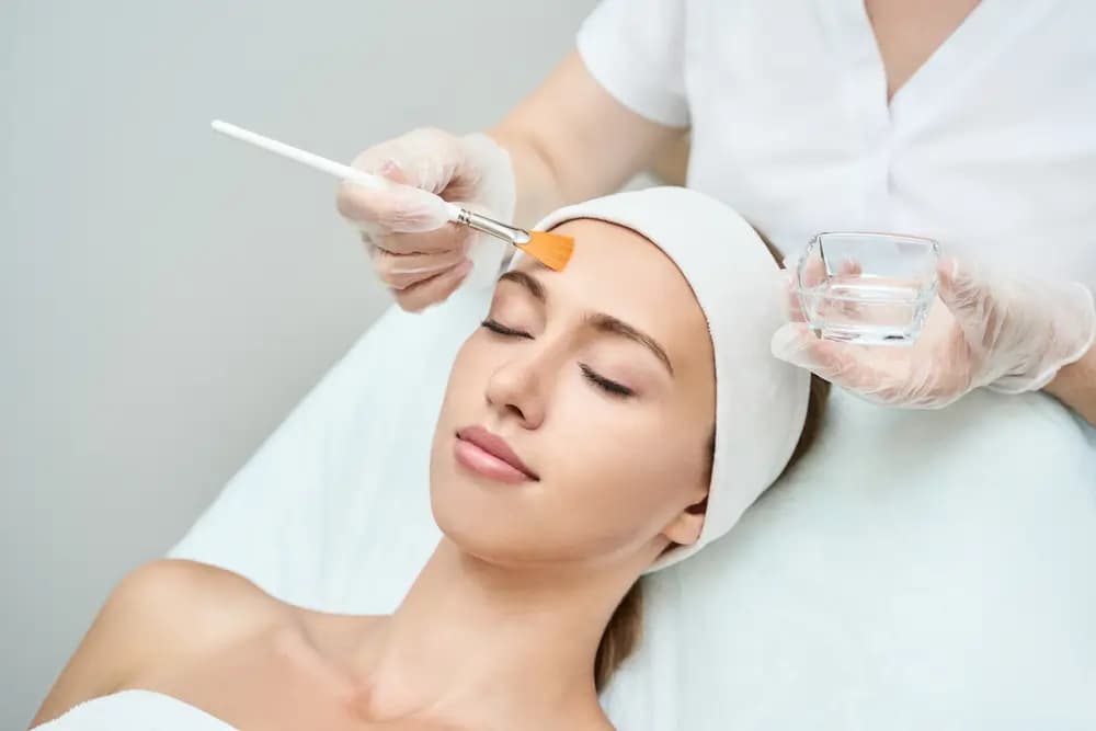 Chemical Peel - Treatment, Procedure, Benefits, Types